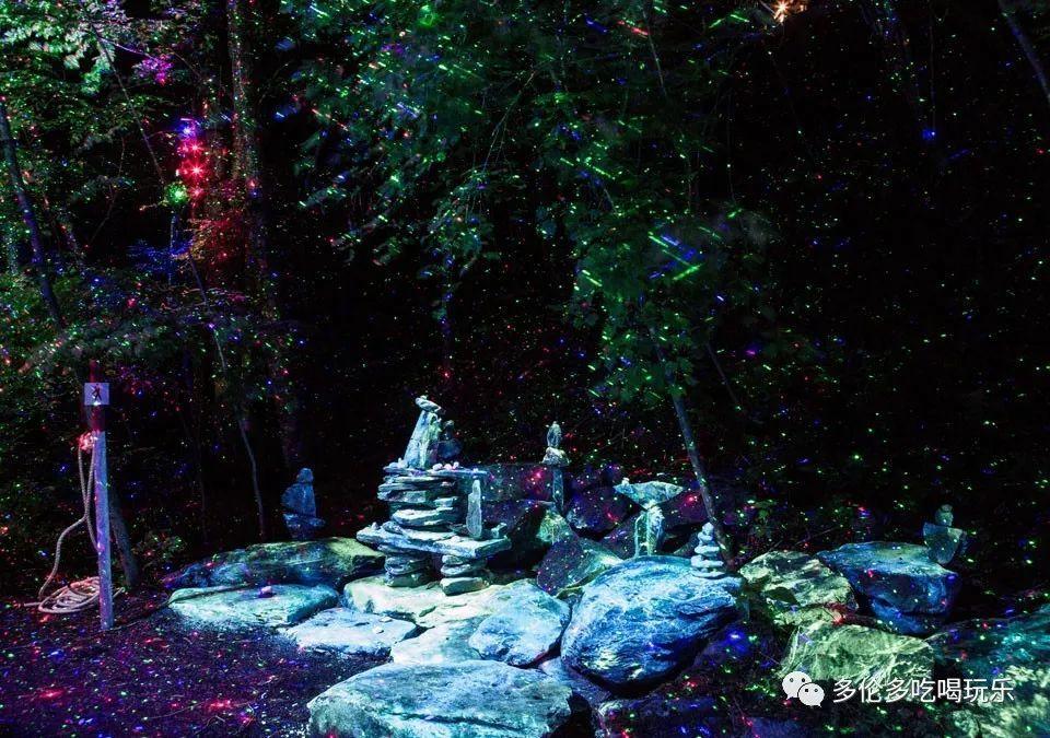 逃离废弃高校
